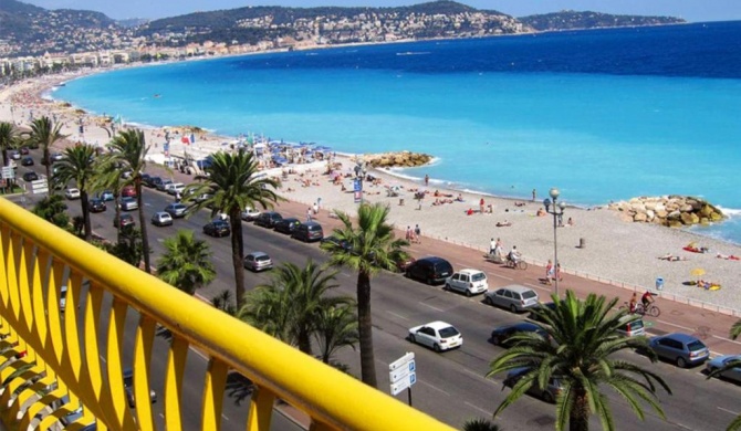 Beachfront apartment Promenade Des Anglais