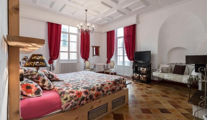 L'oustaria 3 bedrooms Apartment, Old Town
