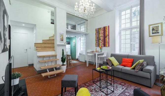 LE COLONNA - GRAND STUDIO EN DUPLEX, REFAIT A NEUF, VIEUX-NICE Old town