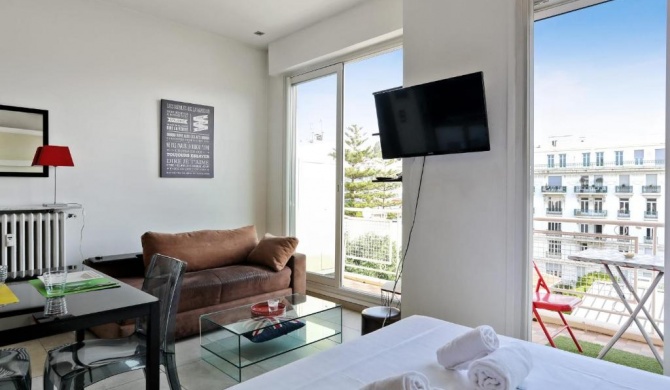 Cozy and calm studio with balcony in the heart of Nice - Welkeys