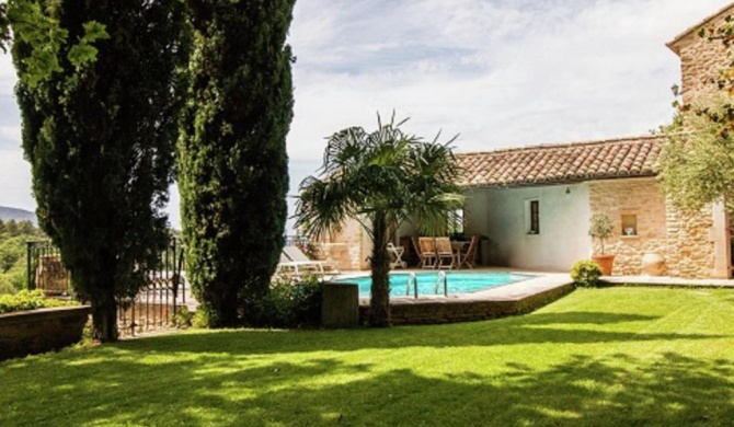 Magnificent Holiday Home with Swimming Pool in Opp de