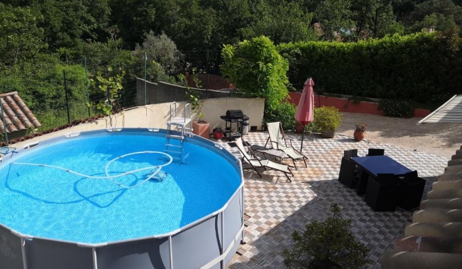 Roquefort les Pins-2 p-piscine-terrasse-prestations