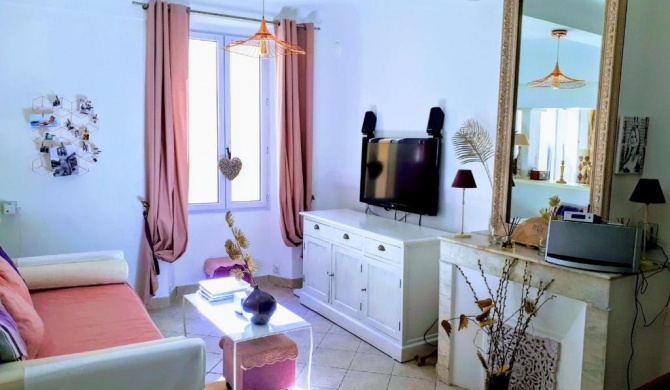 Appartement de charme au coeur de Saint-Tropez